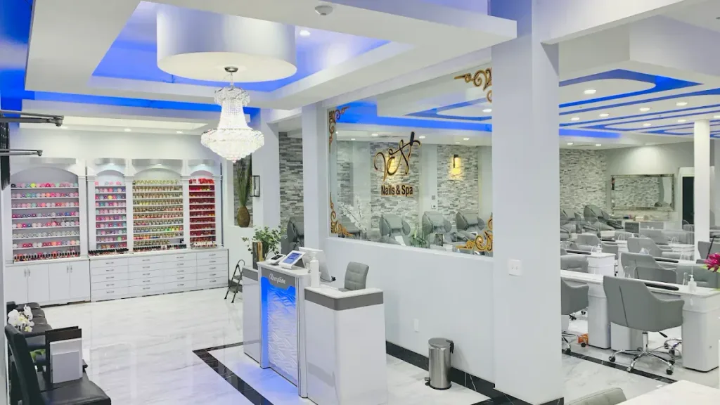 VN Nails & Spa — Nail salon in Fort Myers